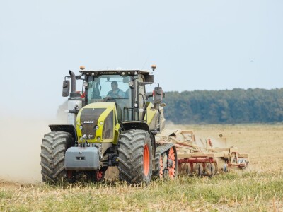 Jerkovi Predstavio Claas Axion Terra Trac Fotoprilozi Agroklub