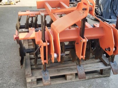 Voćarsko-vinogradarska V-tanjurača (3-položaja diskova)