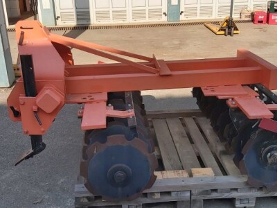 Voćarsko-vinogradarska V-tanjurača (3-položaja diskova)