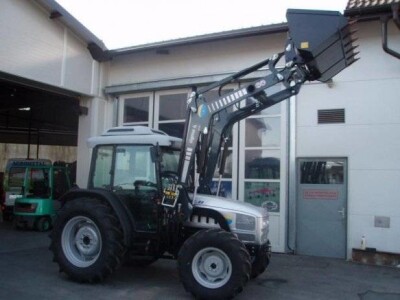 Prednji traktorski utovarivači SIGMA 4 M30