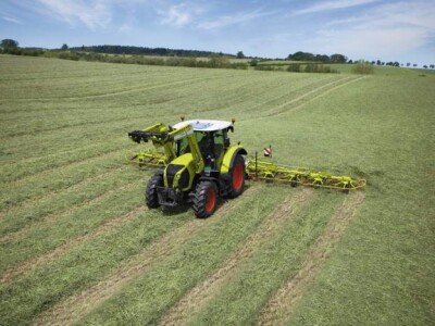NOVI CLAAS ARION 630 CIS