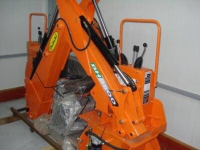 Priključak za kopanje BH 8600