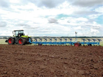 Lemken plunošeni plug okretač VariTitan