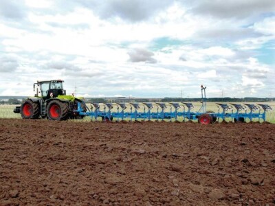 Lemken plunošeni plug okretač VariTitan