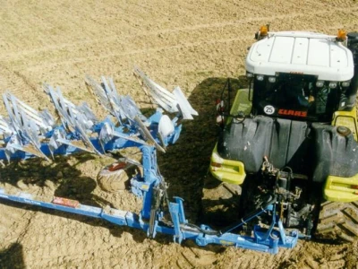 Lemken plunošeni plug okretač VariTitan