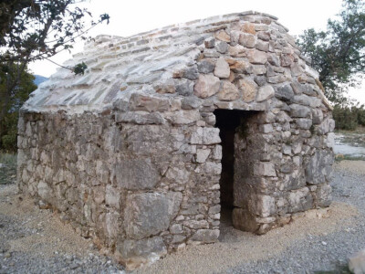 Book your visit every day on office@naturaconulting.hr or call us on gsm: +38591 5101590