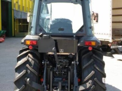 Traktor Kubota M6040 N