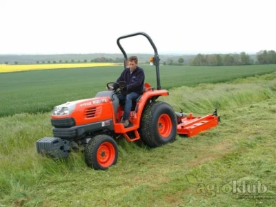 Traktor Kubota STV-32