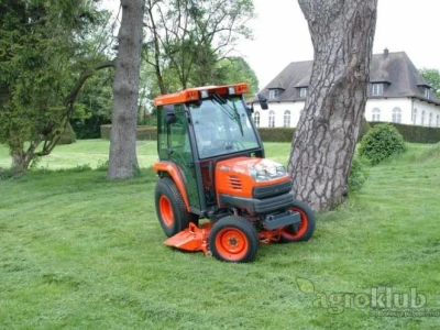 Traktor Kubota STV-32
