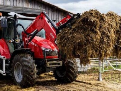 Traktor Massey Ferguson MF 5610