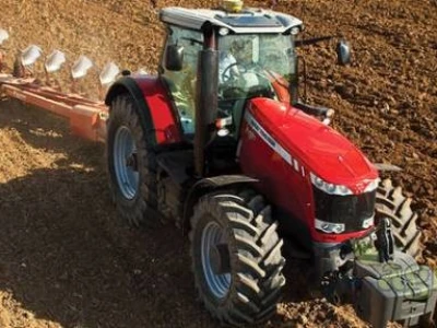 Traktor Massey Ferguson MF8660