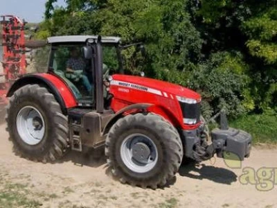 Traktor Massey Ferguson MF8660