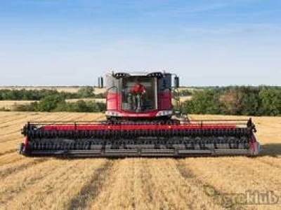 Kombajn Massey Ferguson Centora MF7380