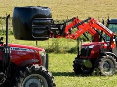 Massey Ferguson prednji utovarivač MF 907 Utility