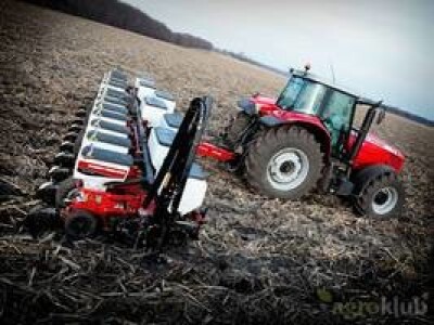 Massey Ferguson sijačica MF 8106