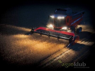 Massey Ferguson kombajn MF Beta 7360