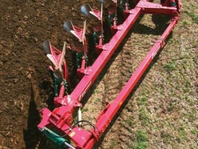 Plug Kverneland PN-RN