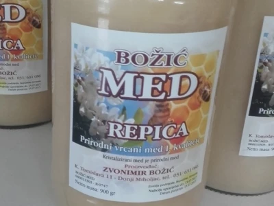 Bogata ponuda meda na OPG Božić