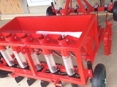 Sejalica za beli i crni luk 00381604998453