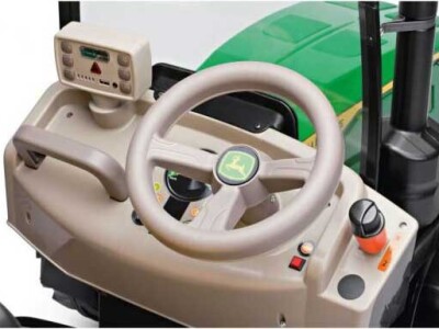 Peg Perego traktor na akumulator John Deere Dual Force 2022