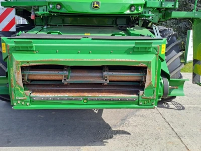 John Deere T660i
