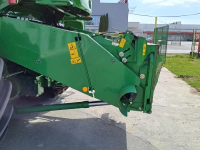 John Deere T660i