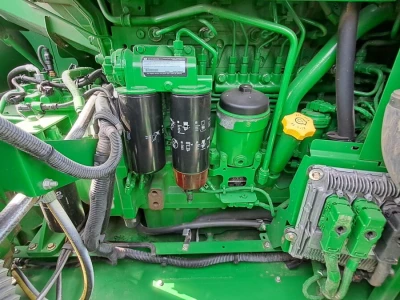 John Deere T660i