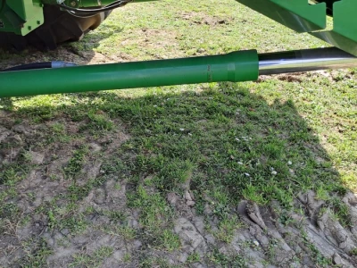 John Deere T660i
