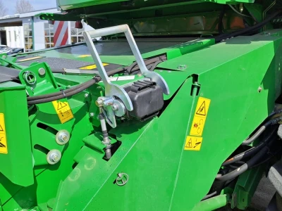 John Deere T660i