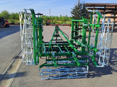 Sjetvospremač, sa hidrauličkim sklapanjem, radni zahvat 4.20, četiri reda opruga, S/R opruga