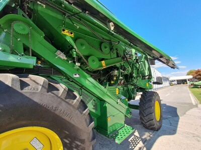 John Deere W650