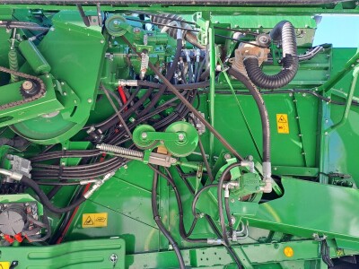 John Deere W650