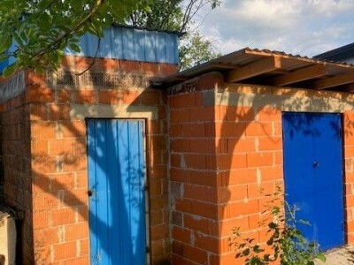 U potrazi ste za skladištem, Dumovec - hala 144m2 na 800 m2 zemljišta