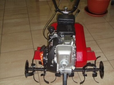 Motokopačica MECCANICA BENASSI RL-7