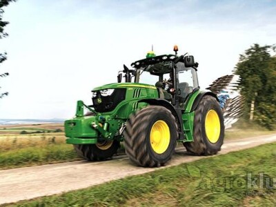 Traktor John Deere 6150R