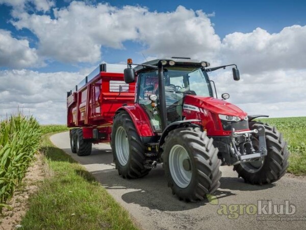 Massey Ferguson 5713 SL