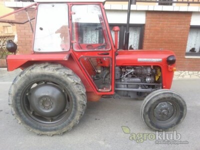 IMT 539 S KABINOM PRVA BOJA KAO NOV