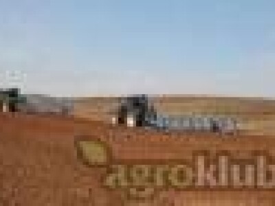 Lemken polunošeni plug Diamant 11 i 12