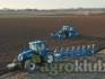 Lemken polunošeni plug okretač EuroDiamant