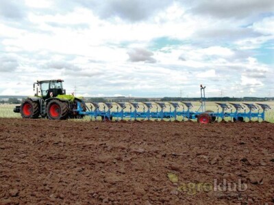 Lemken plunošeni plug okretač VariTitan