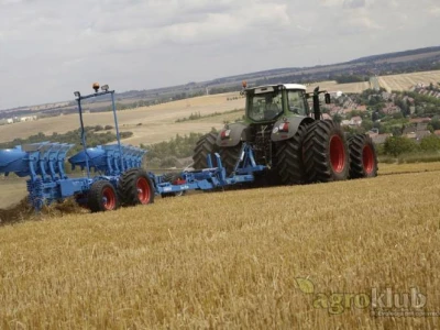 Lemken polunošeni plug okretač EuroTitan