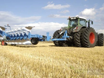 Lemken polunošeni plug okretač EuroTitan