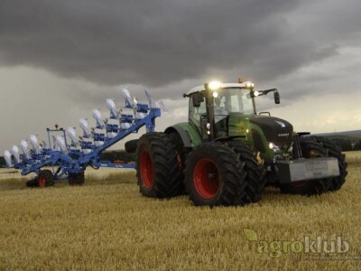 Lemken polunošeni plug okretač EuroTitan