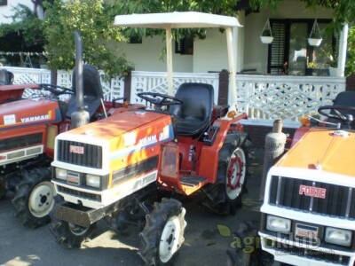 Mini traktor Yanmar F15D 4x4