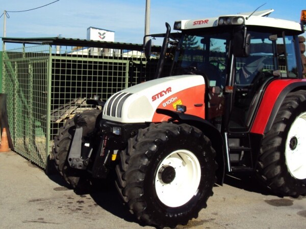 Traktor Steyr profi 9100 M