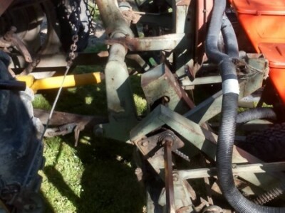 OLT pneumatska sijačica PSK 4 - kukuruz - suncokret