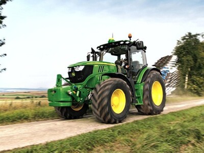 Traktor JOHN DEERE 6155R