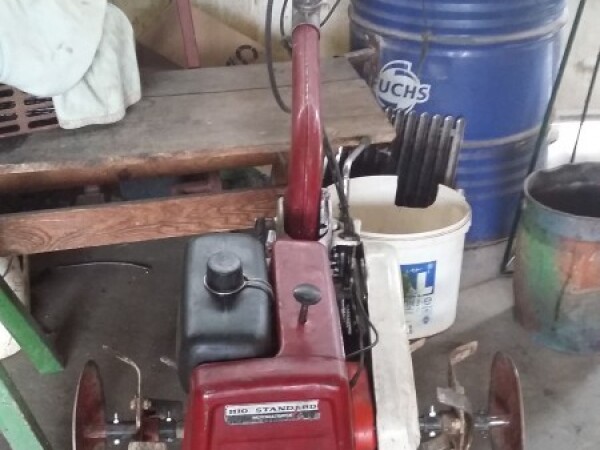 motokultivator honda