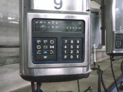 Prodaje se 2x12 Delaval izmuziste