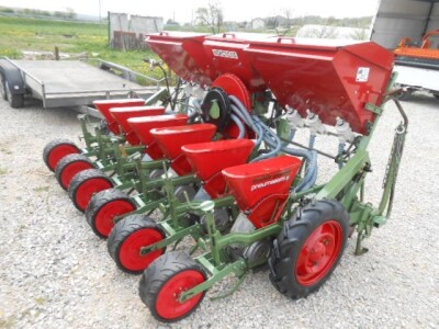 Sijačica pneumatska Nodet 4 reda kukuruz,6 soja